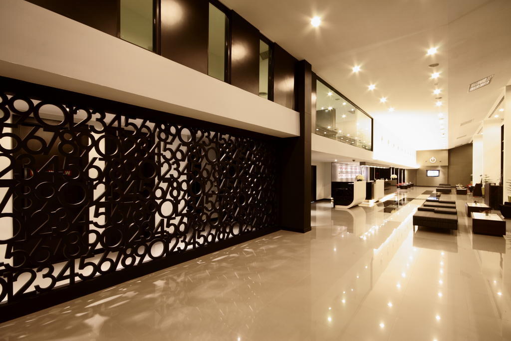Tsix5 Hotel Pattaya Exterior foto