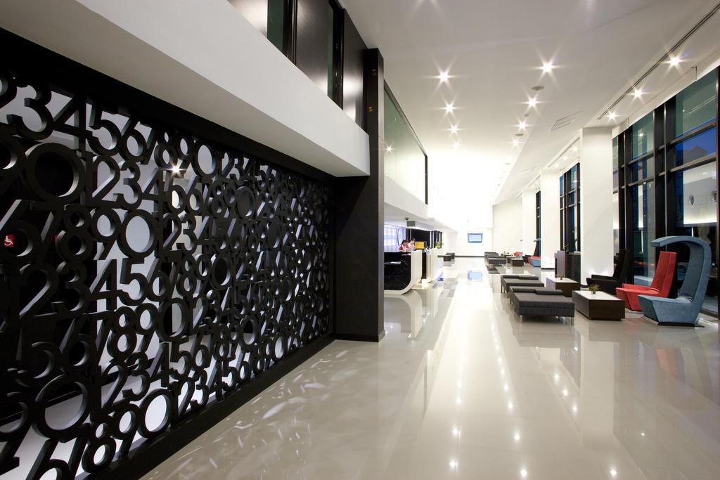 Tsix5 Hotel Pattaya Exterior foto