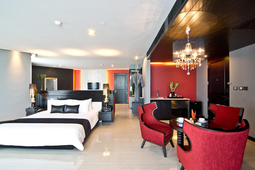Tsix5 Hotel Pattaya Exterior foto